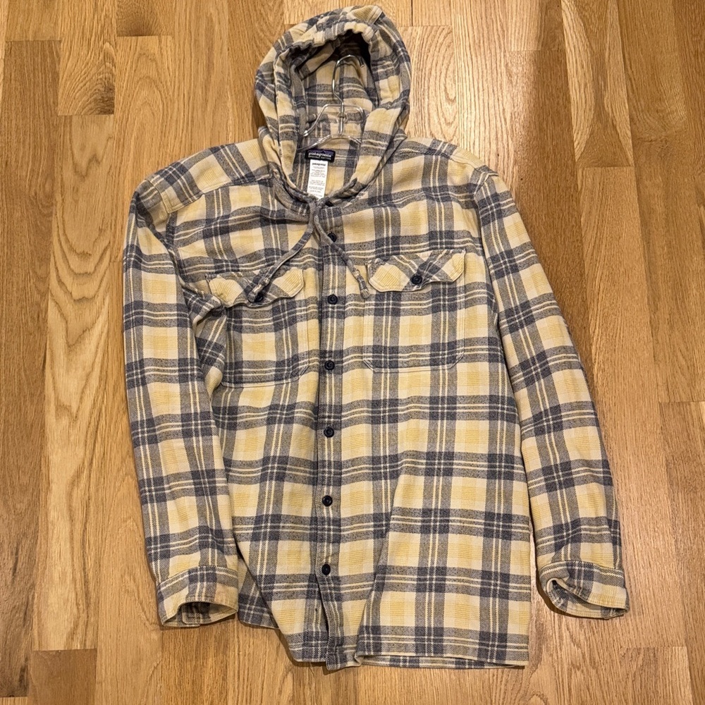 Patagonia Fjord Hooded Flannel (limited edition)